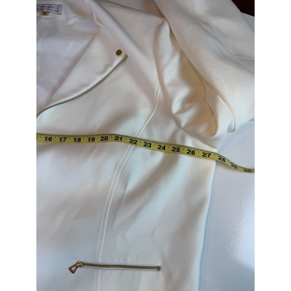 Tahari Arthur Levine Women White Blazer Gold Zip Shoulder Pads size 22W Business - Picture 14 of 15